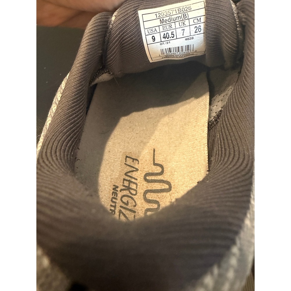 Brooks Levitate 5 Grey White Energize Neutral Running Shoes Mens 9 1203571B026 - Picture 6 of 10